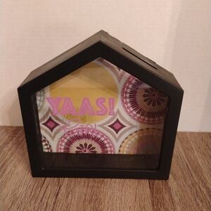 YAAS Girl House shaped Plastic Bank